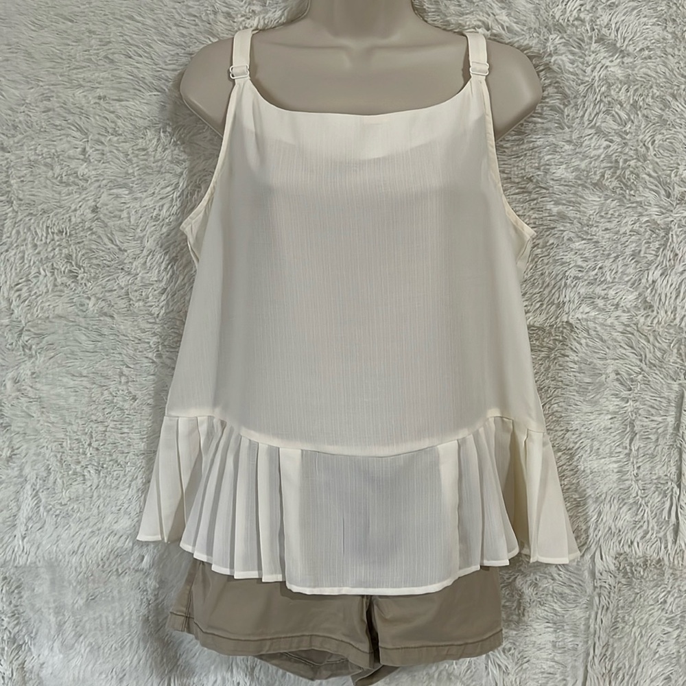 Dressy tank, size Large